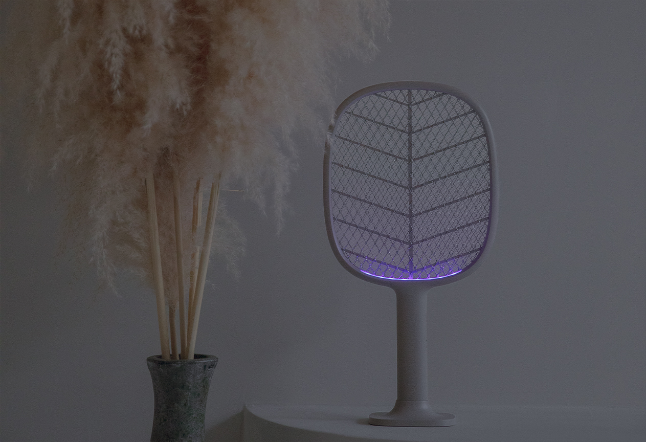 P2+ Vertical Electronic Mosquitos Swatter images